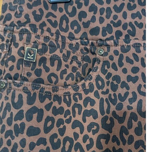 Belle by Kim Gravel Size 12 Animal Print Leopard TripleLuxe Twill Jeans 32" - Picture 5 of 8